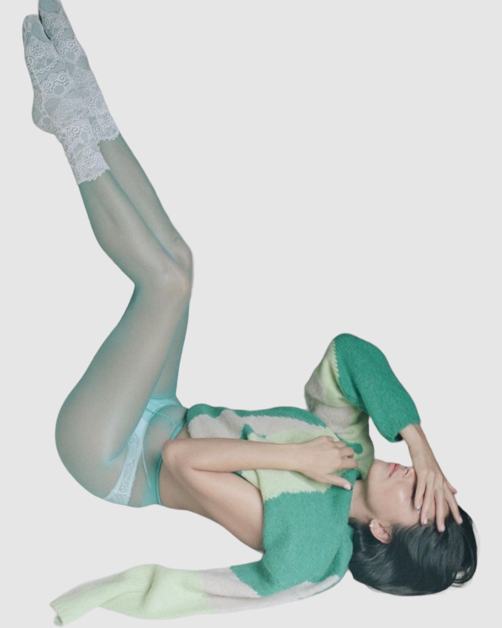 Scalloped Lace Socks - White