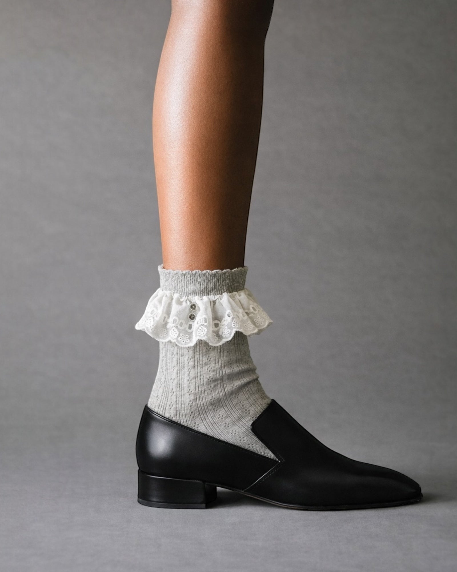 Bobby Lace Frill Trim Cotton Bobby Socks