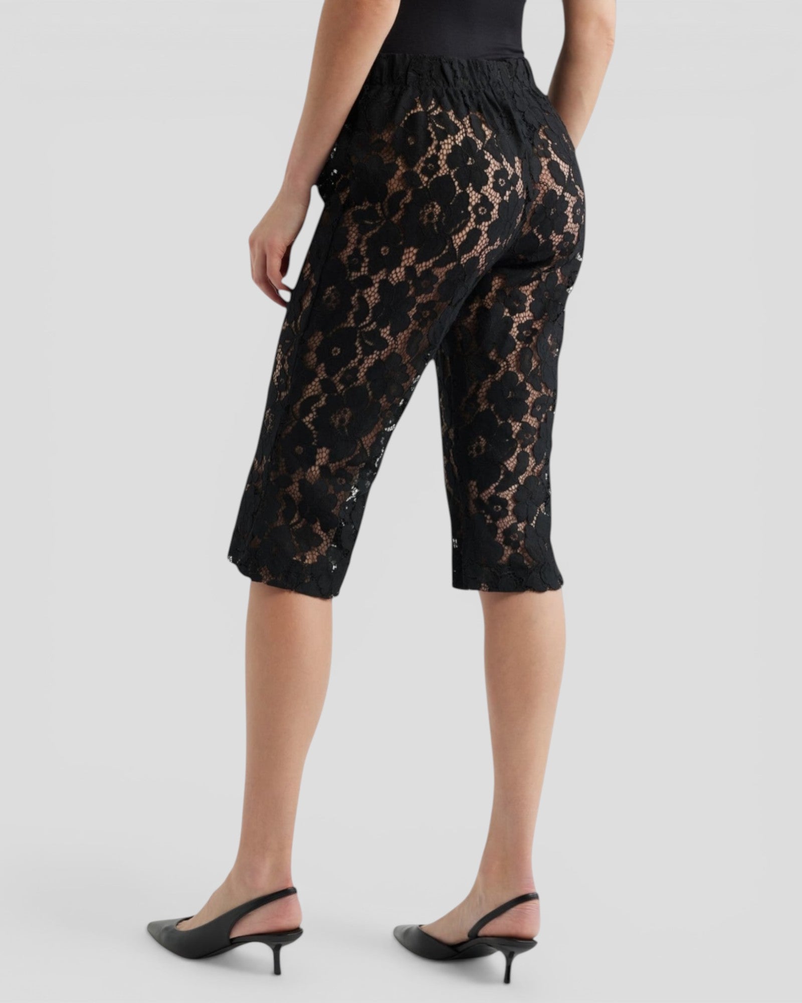 Isla Lace Capri
