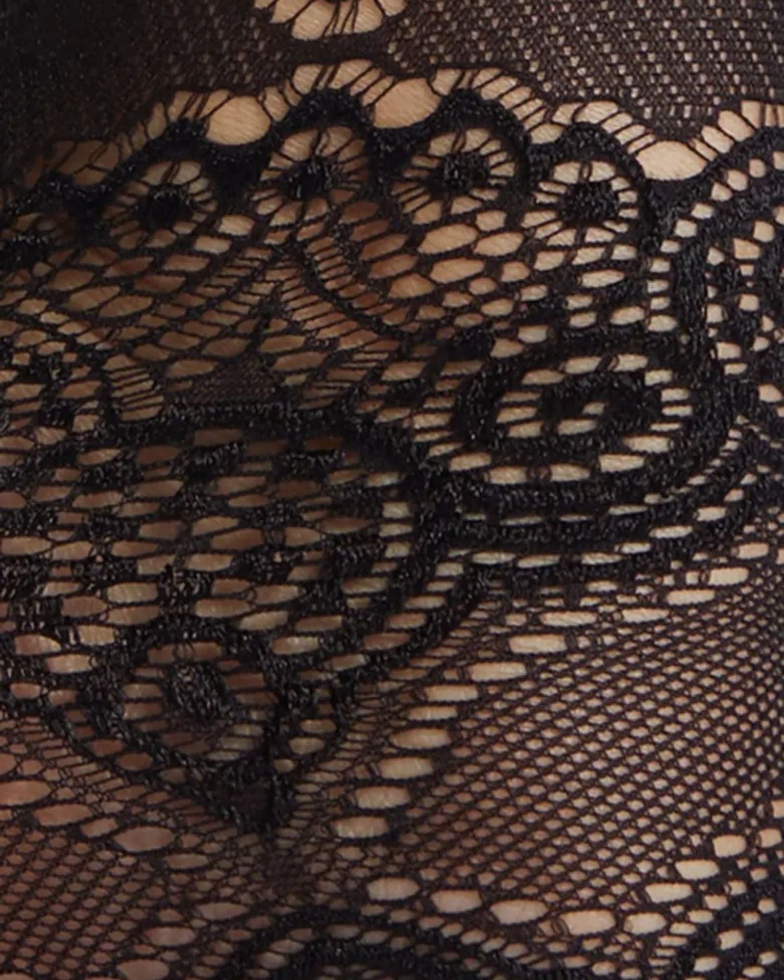 Scalloped Lace Socks - Black