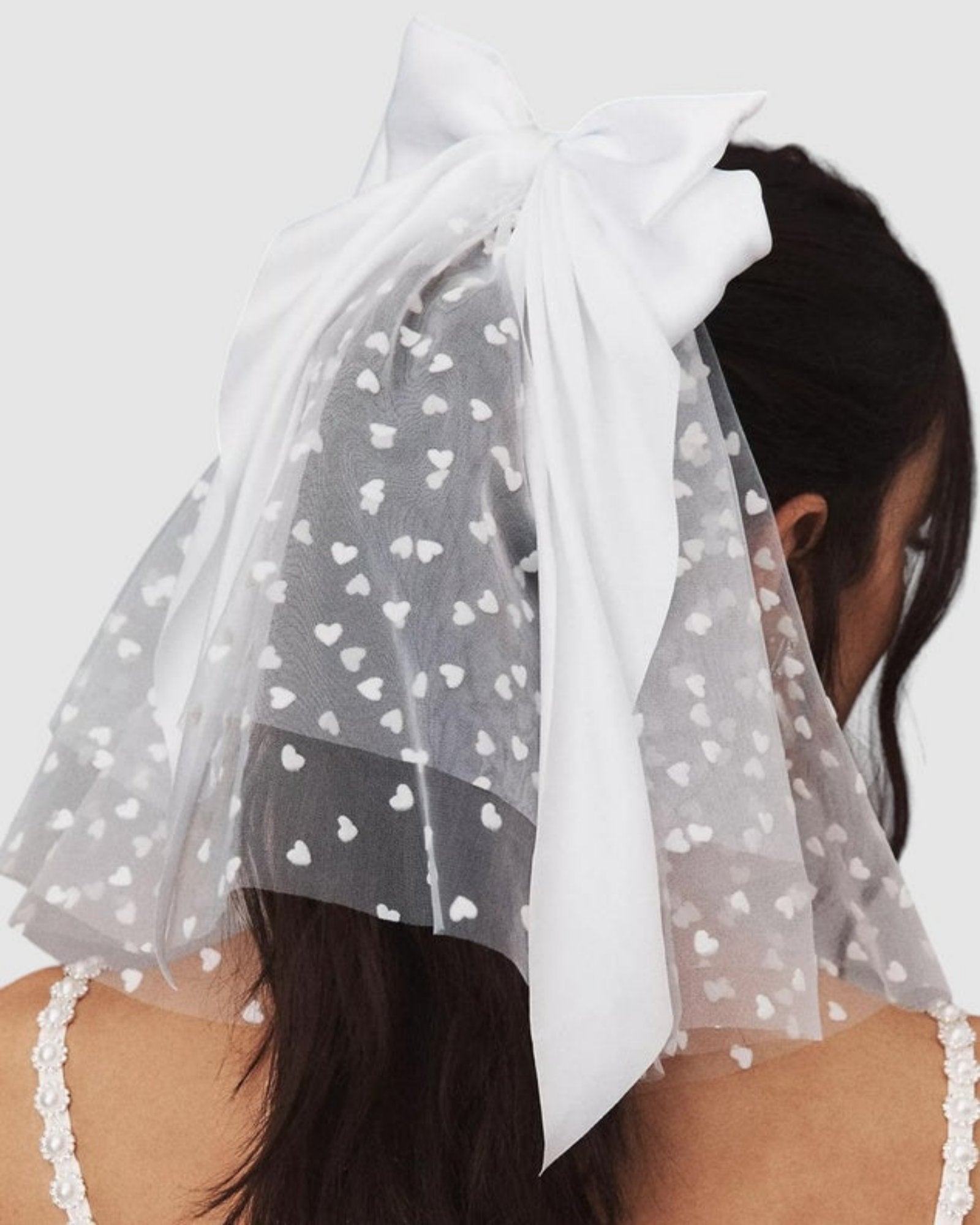 Mini Heart Bow Veil - Ivory